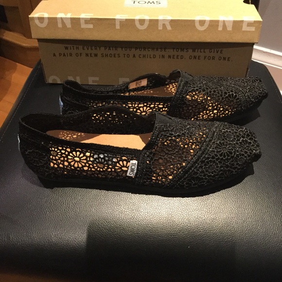 TOMS Classic Black Moroccan Crochet size:10 - Picture 4 of 7
